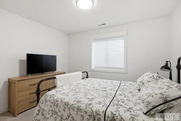 $870,000 | 147 Casa Drive, Idaho Falls, ID 83404