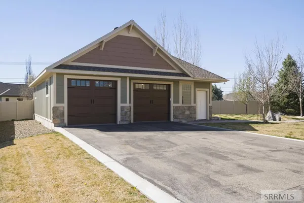 $870,000 | 147 Casa Drive, Idaho Falls, ID 83404