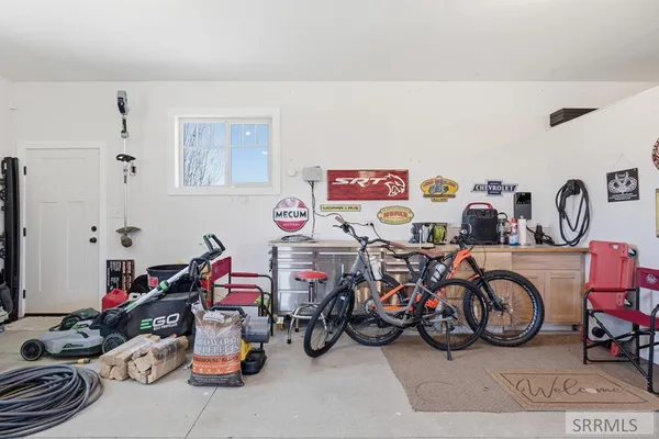 $870,000 | 147 Casa Drive, Idaho Falls, ID 83404