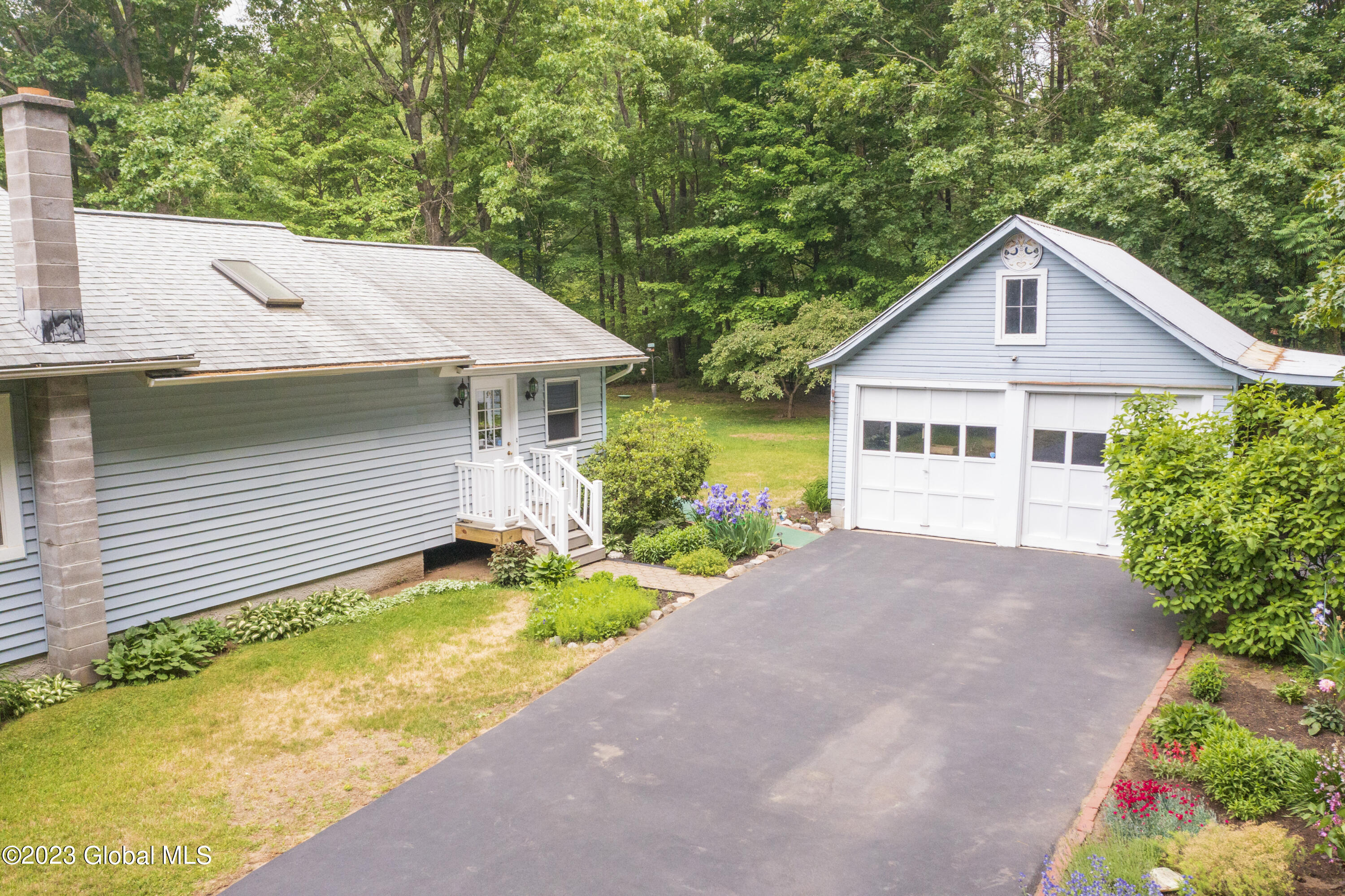 40 Jones Road Wilton, NY 12866 - Photo 10 of 48 40Jones-13