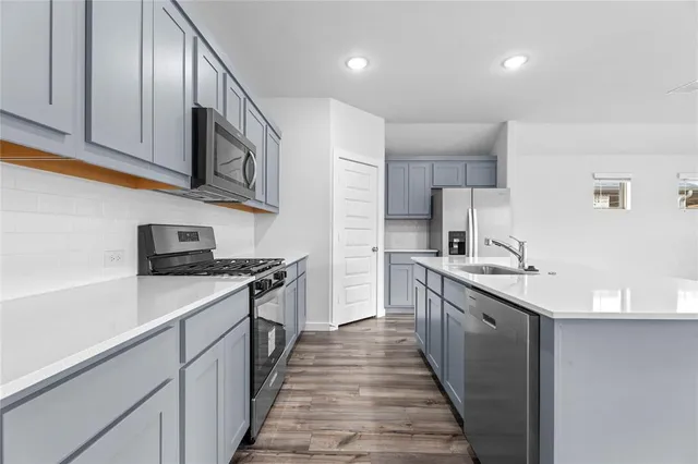 $2,500 | 718 Parkside Drive, Lavon, TX 75166