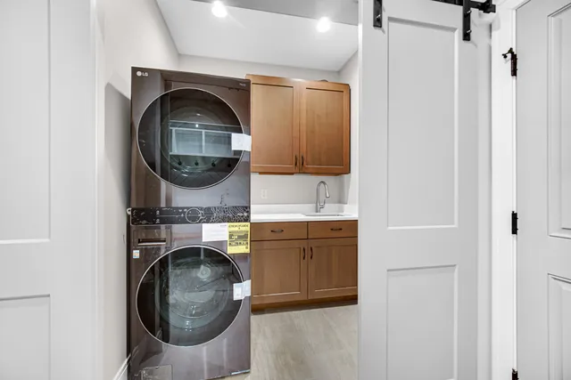 $1,185,000 | 194 North Cricket Knoll, Valparaiso, IN 46385