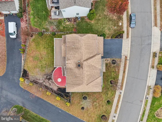 $855,000 | 15730 Marbury Heights Way, Montclair, VA 22025