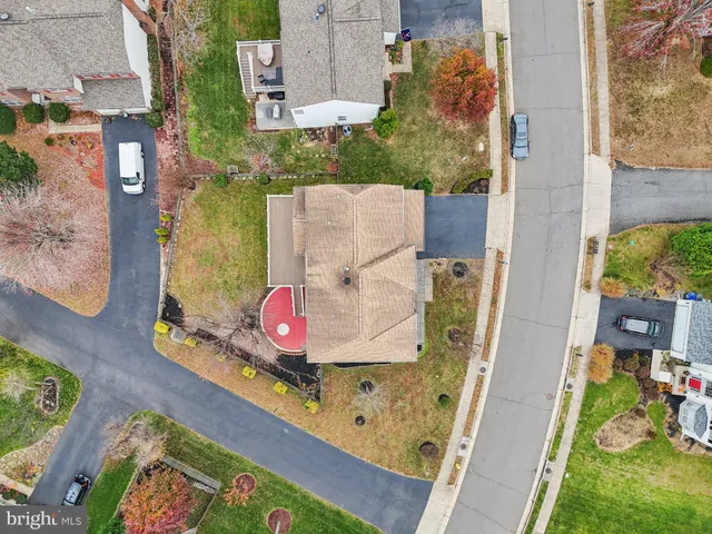 $855,000 | 15730 Marbury Heights Way, Montclair, VA 22025