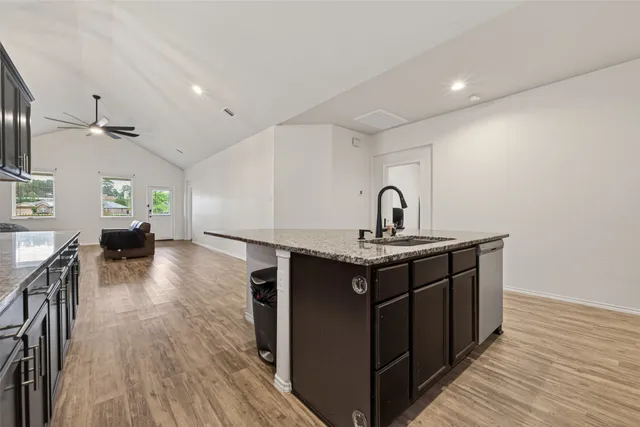 $290,000 | 7731 London Tower Lane, Houston, TX 77044