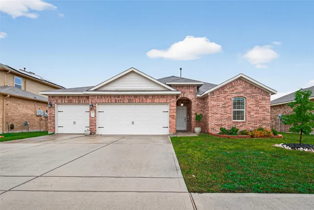 $290,000 | 7731 London Tower Lane, Houston, TX 77044