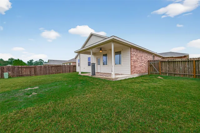 $290,000 | 7731 London Tower Lane, Houston, TX 77044