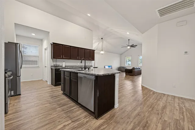 $290,000 | 7731 London Tower Lane, Houston, TX 77044