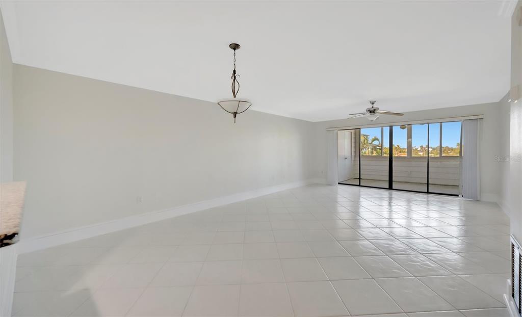 9604 Cortez Road West, Unit 222 Bradenton, FL 34210 - Photo 19 of 54 a view of an empty room with a window