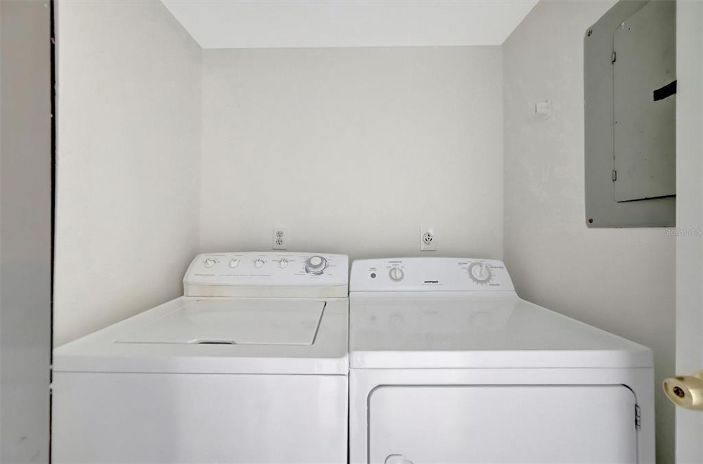 9604 Cortez Road West, Unit 222 Bradenton, FL 34210 - Photo 36 of 54 a utility room with dryer and washer
