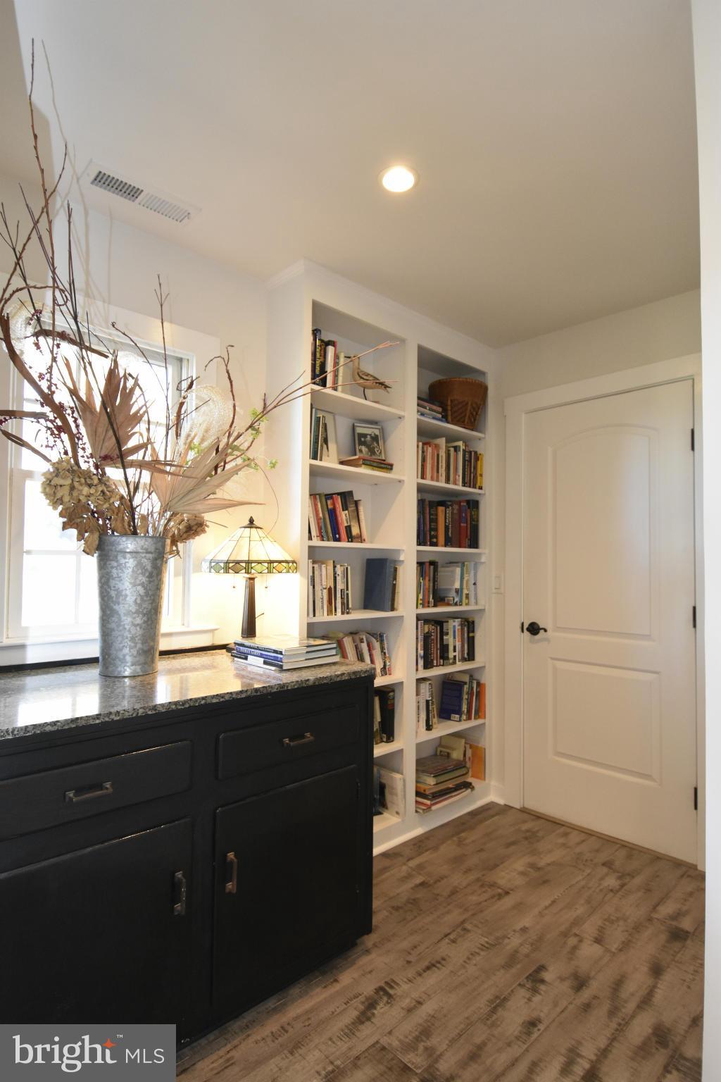 6050 Sunset Lane Tilghman, MD 21671 - Photo 24 of 74 Cozy Nook with built-ins
