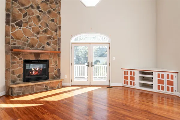 $660,000 | 610 East Marshall Avenue, Deale, MD 20751