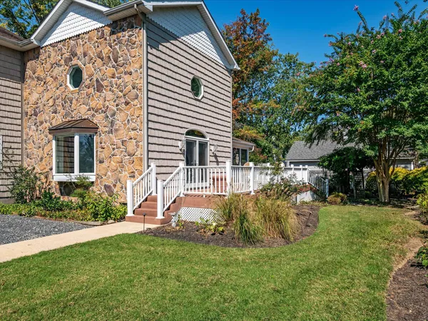 $660,000 | 610 East Marshall Avenue, Deale, MD 20751