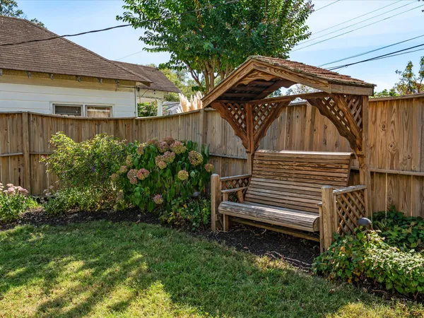 $660,000 | 610 East Marshall Avenue, Deale, MD 20751