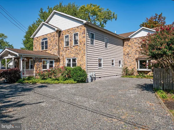 $687,500 | 610 East Marshall Avenue, Deale, MD 20751