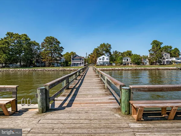 $687,500 | 610 East Marshall Avenue, Deale, MD 20751