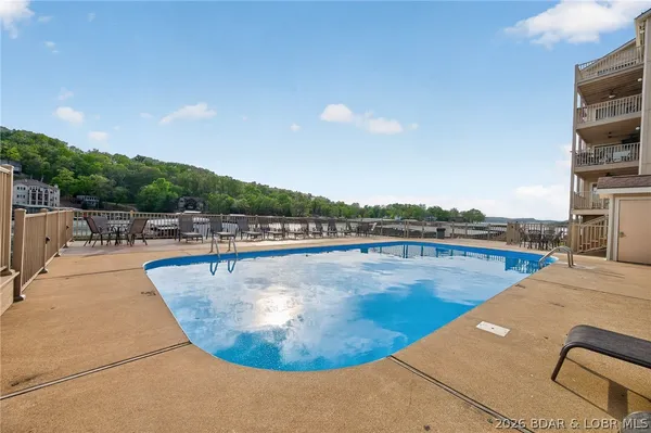 $259,900 | 131 Indian Pointe, Unit 131, Osage Beach, MO 65065