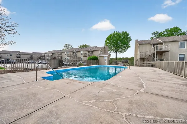 $259,900 | 131 Indian Pointe, Unit 131, Osage Beach, MO 65065