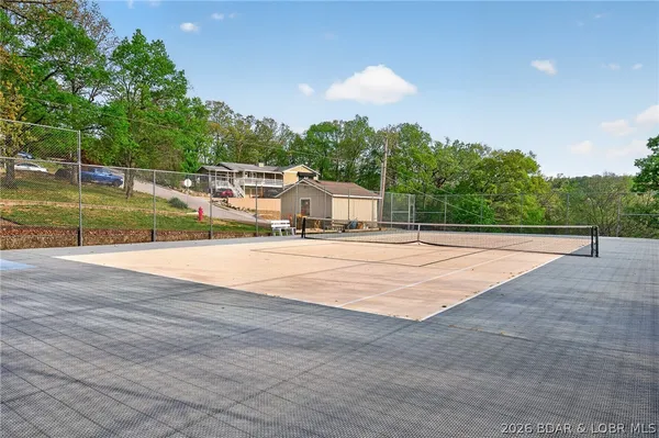 $259,900 | 131 Indian Pointe, Unit 131, Osage Beach, MO 65065