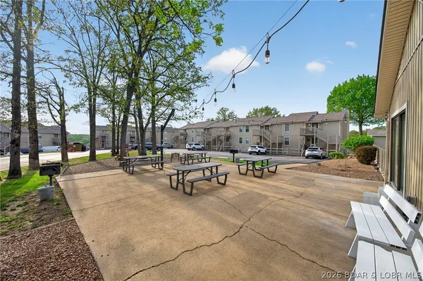 $259,900 | 131 Indian Pointe, Unit 131, Osage Beach, MO 65065