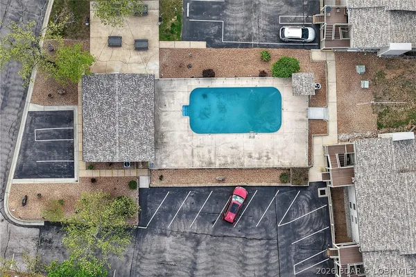 $259,900 | 131 Indian Pointe, Unit 131, Osage Beach, MO 65065