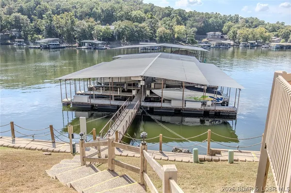 $259,900 | 131 Indian Pointe, Unit 131, Osage Beach, MO 65065