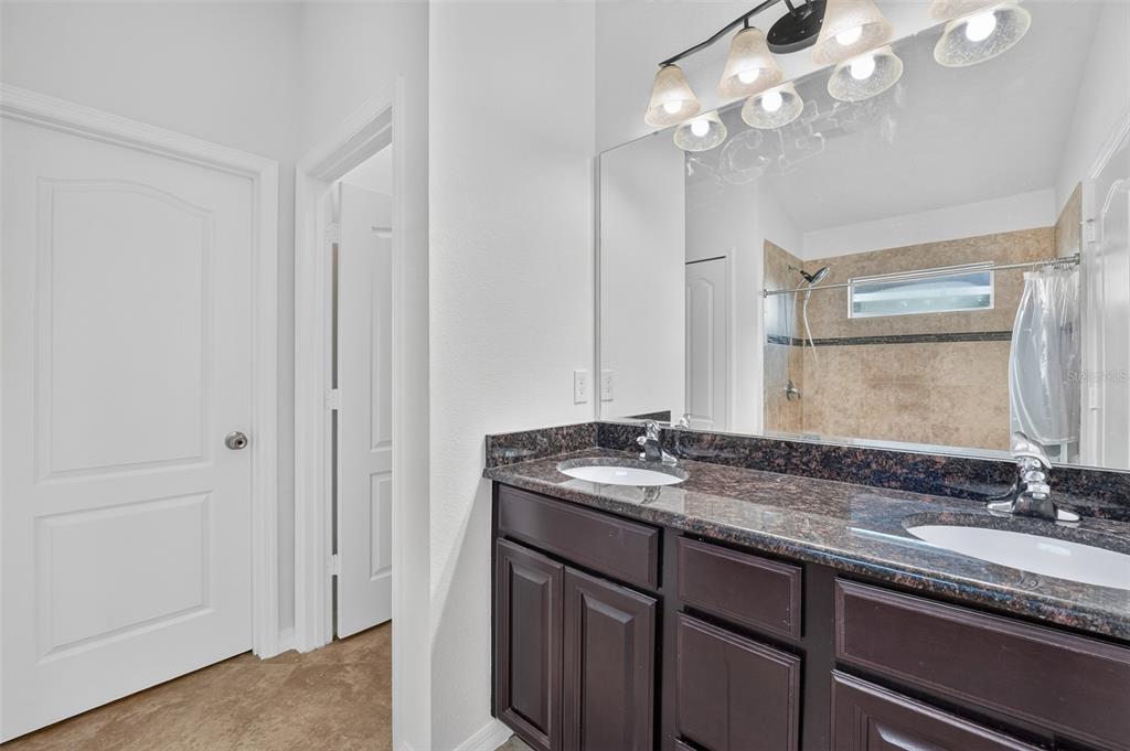 10648 Inside Loop Orlando, FL 32825 - Photo 29 of 46 Gallery Image 29