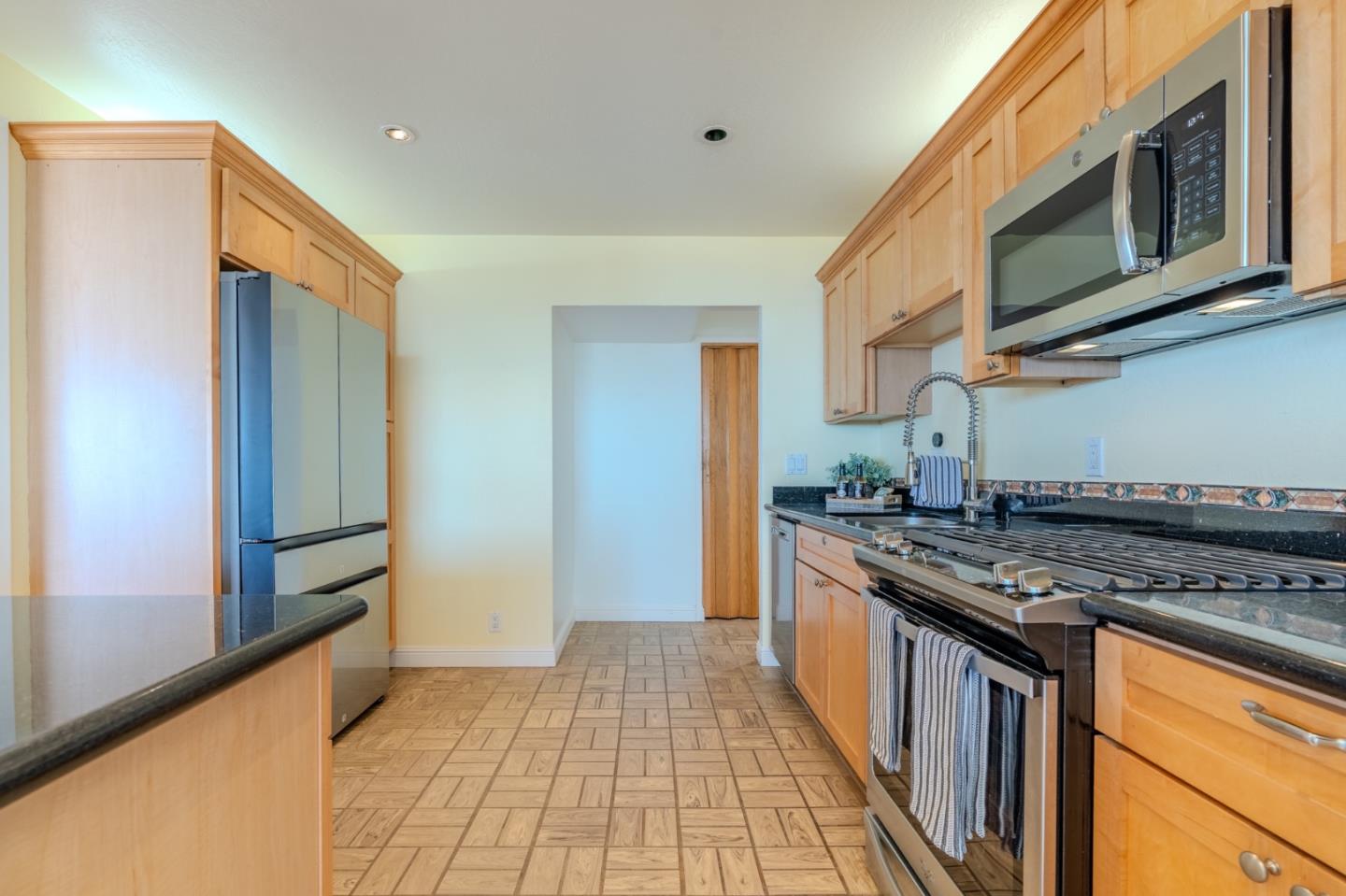 244 Shoreview Avenue Pacifica, CA 94044 - Photo 17 of 53