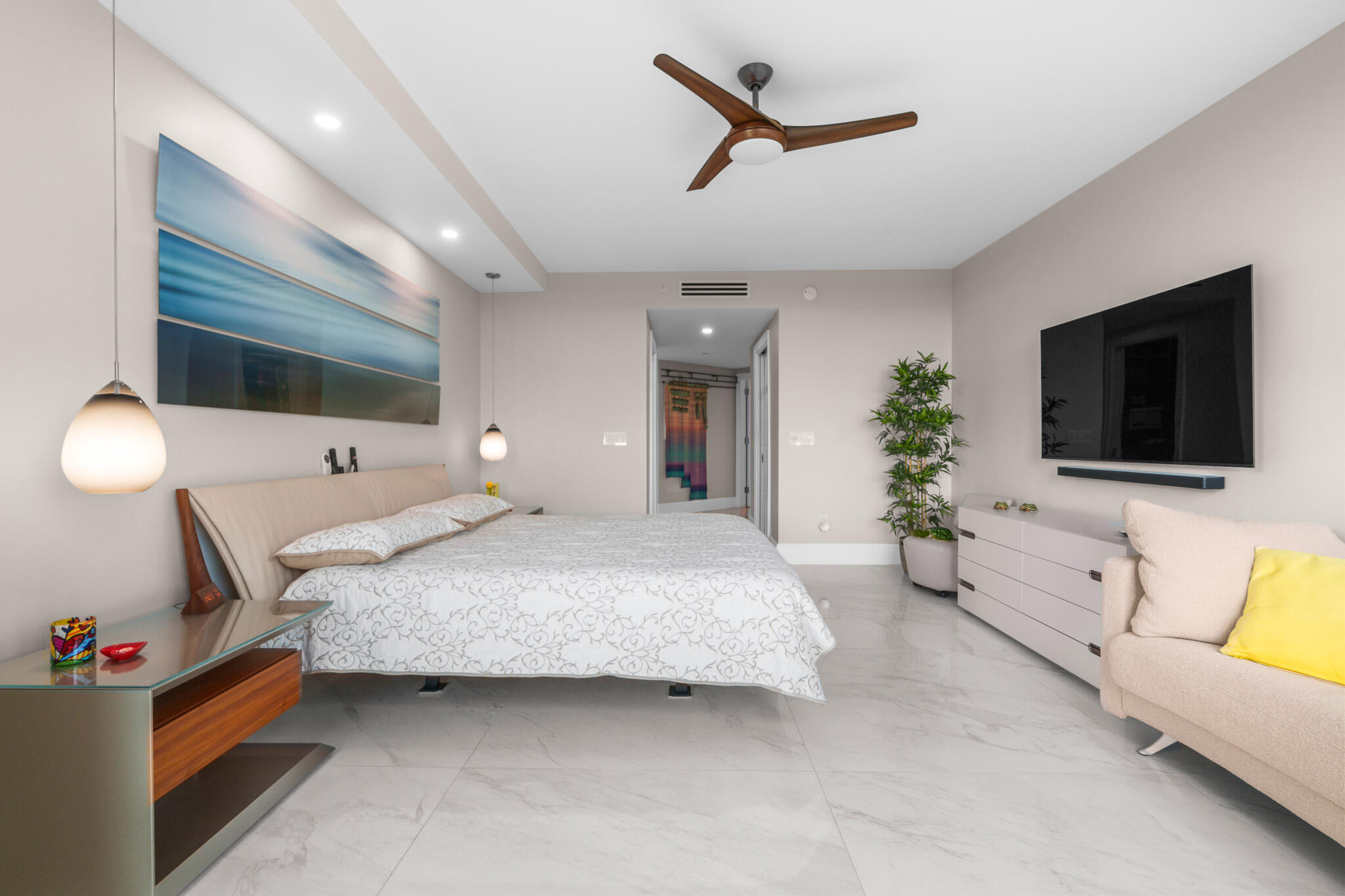 550 Southeast Mizner Boulevard, Unit B603 Boca Raton, FL 33432 - Photo 42 of 85 Primary Bedroom