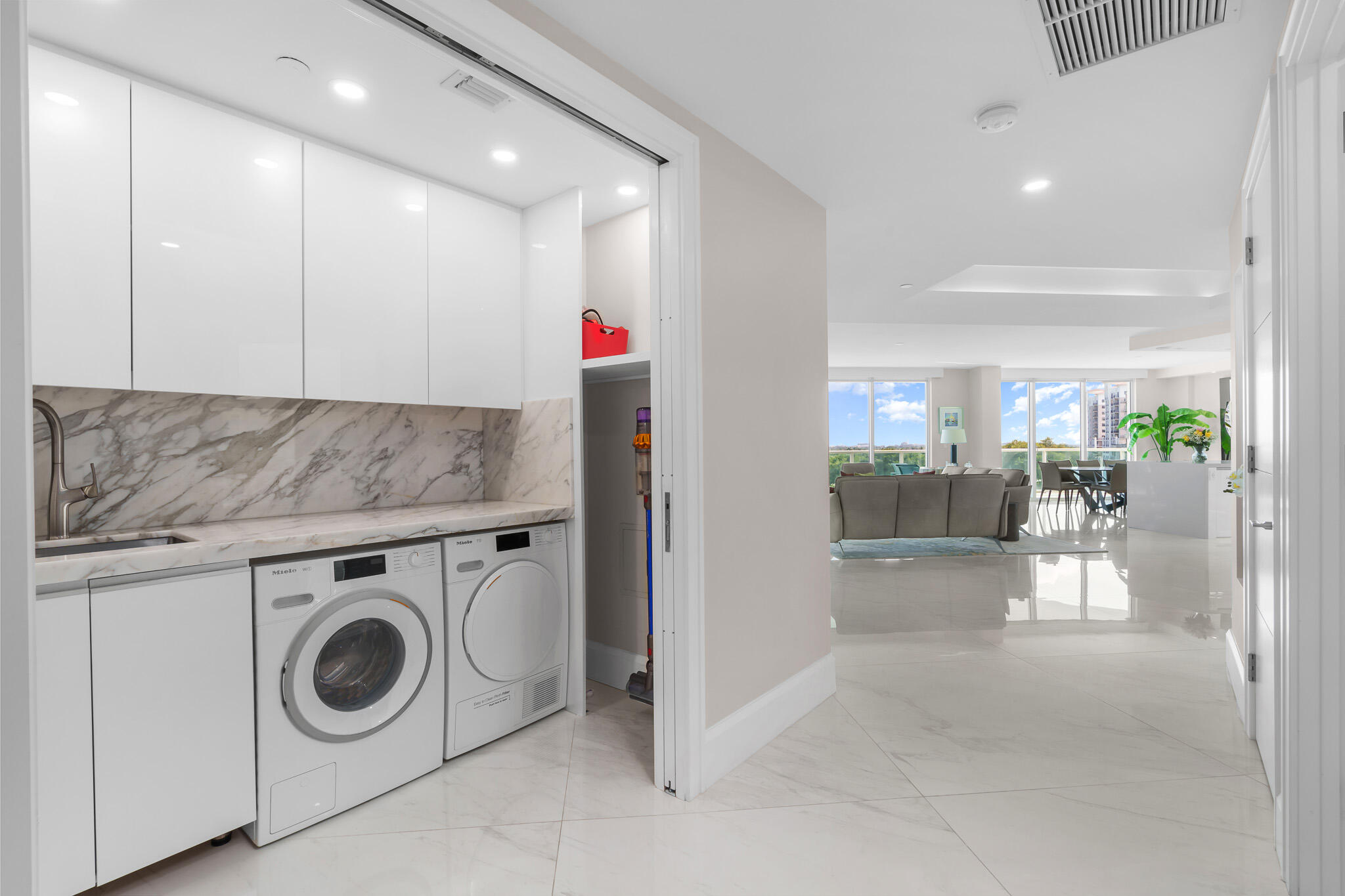 550 Southeast Mizner Boulevard, Unit B603 Boca Raton, FL 33432 - Photo 52 of 85 Utility Room