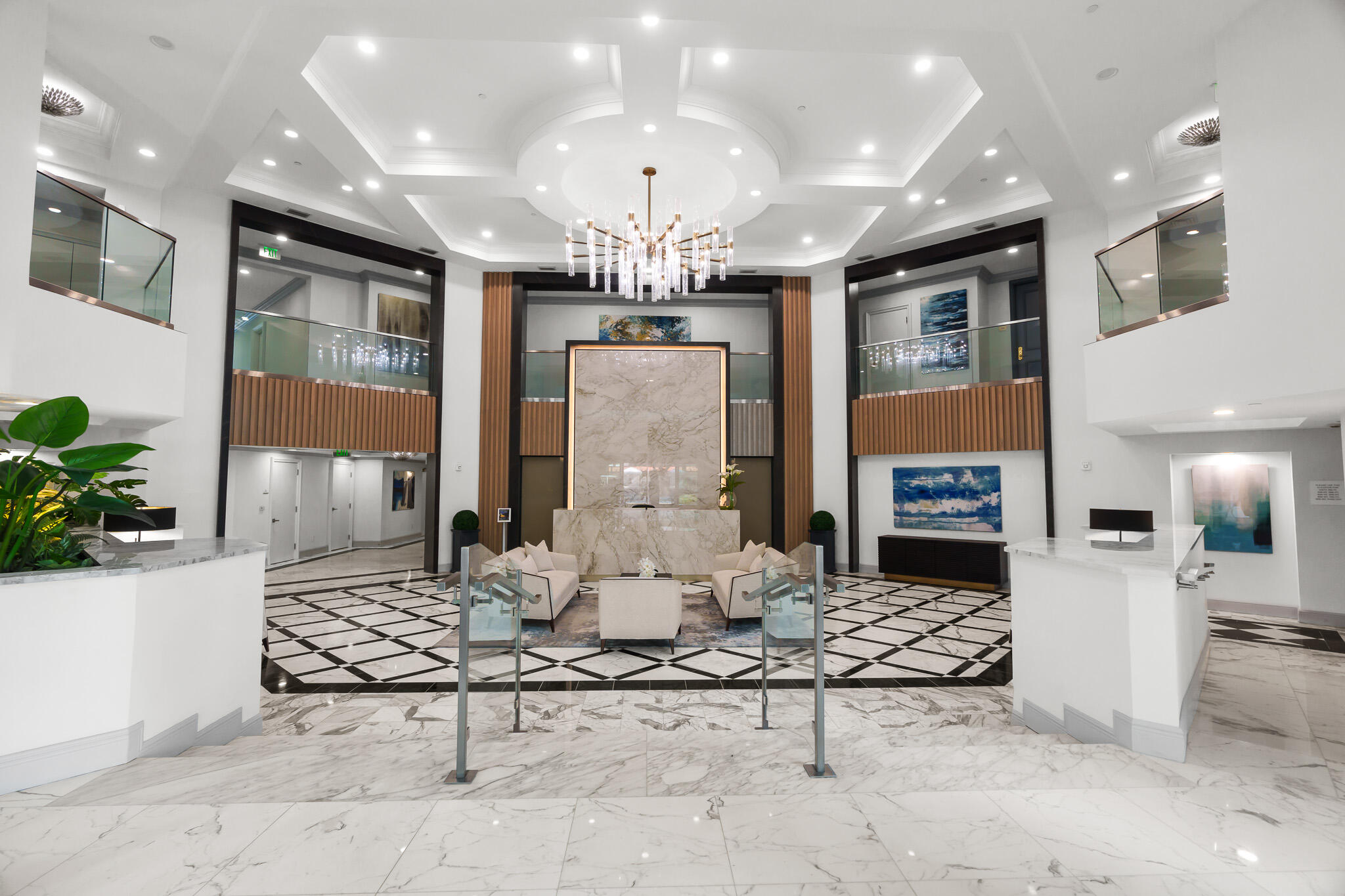 550 Southeast Mizner Boulevard, Unit B603 Boca Raton, FL 33432 - Photo 6 of 85 Lobby/concierge desk