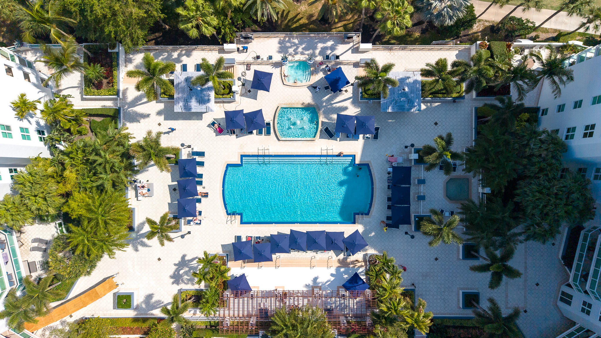 550 Southeast Mizner Boulevard, Unit B603 Boca Raton, FL 33432 - Photo 63 of 85 Pool