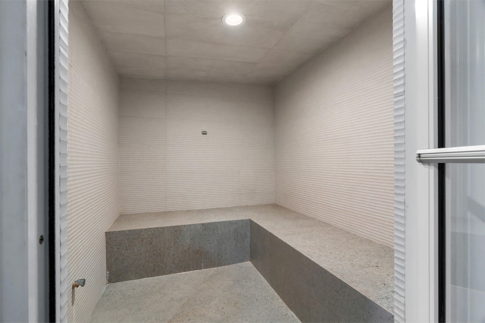 550 Southeast Mizner Boulevard, Unit B603 Boca Raton, FL 33432 - Photo 70 of 85 Steam Room