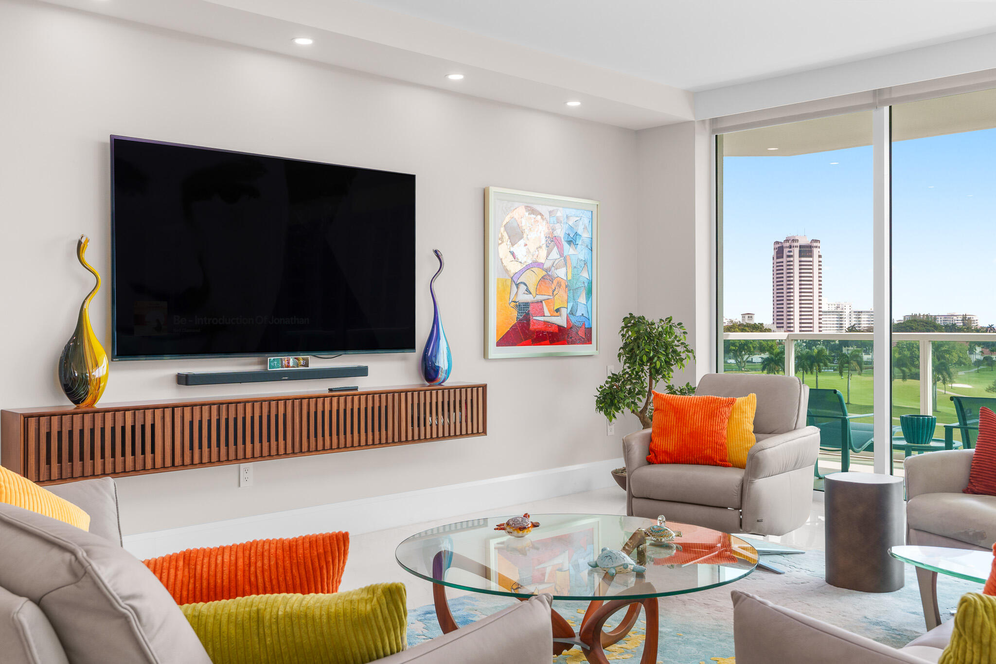 550 Southeast Mizner Boulevard, Unit B603 Boca Raton, FL 33432 - Photo 10 of 85 Living Room