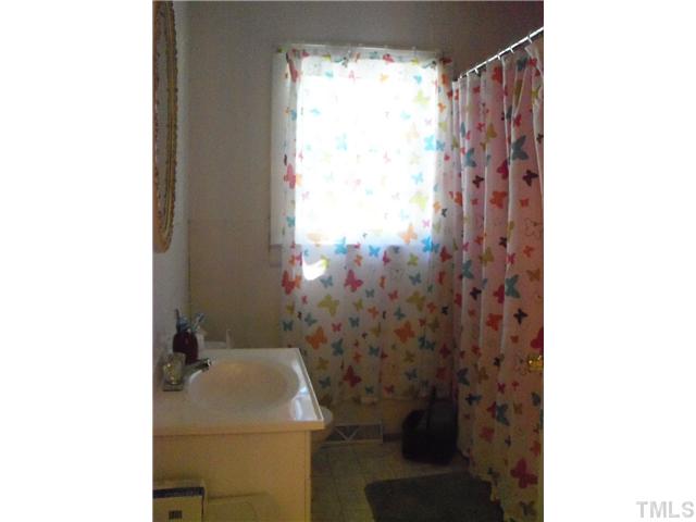 1232 Pointer Street Roxboro, NC 27573 - Photo 10 of 13 Full bath