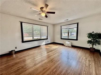 $225,000 | 124 North Pine Street, Gardner, KS 66030