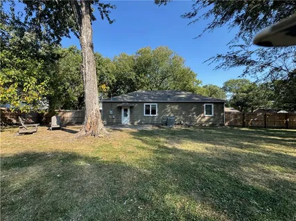 $225,000 | 124 North Pine Street, Gardner, KS 66030