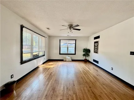 $225,000 | 124 North Pine Street, Gardner, KS 66030