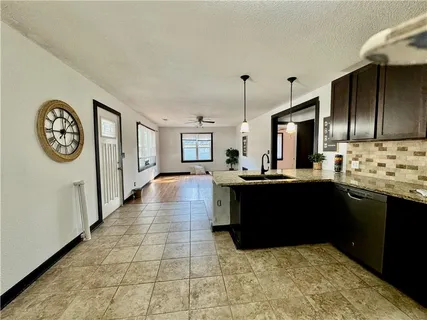 $225,000 | 124 North Pine Street, Gardner, KS 66030