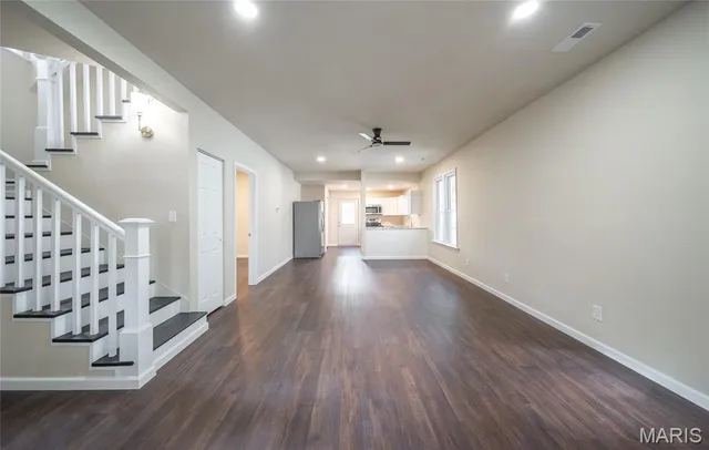 $189,000 | 127 West James Boulevard, St. James, MO 65559