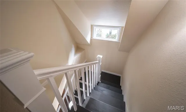 $189,000 | 127 West James Boulevard, St. James, MO 65559