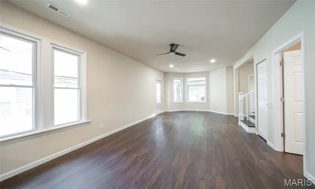 $189,000 | 127 West James Boulevard, St. James, MO 65559