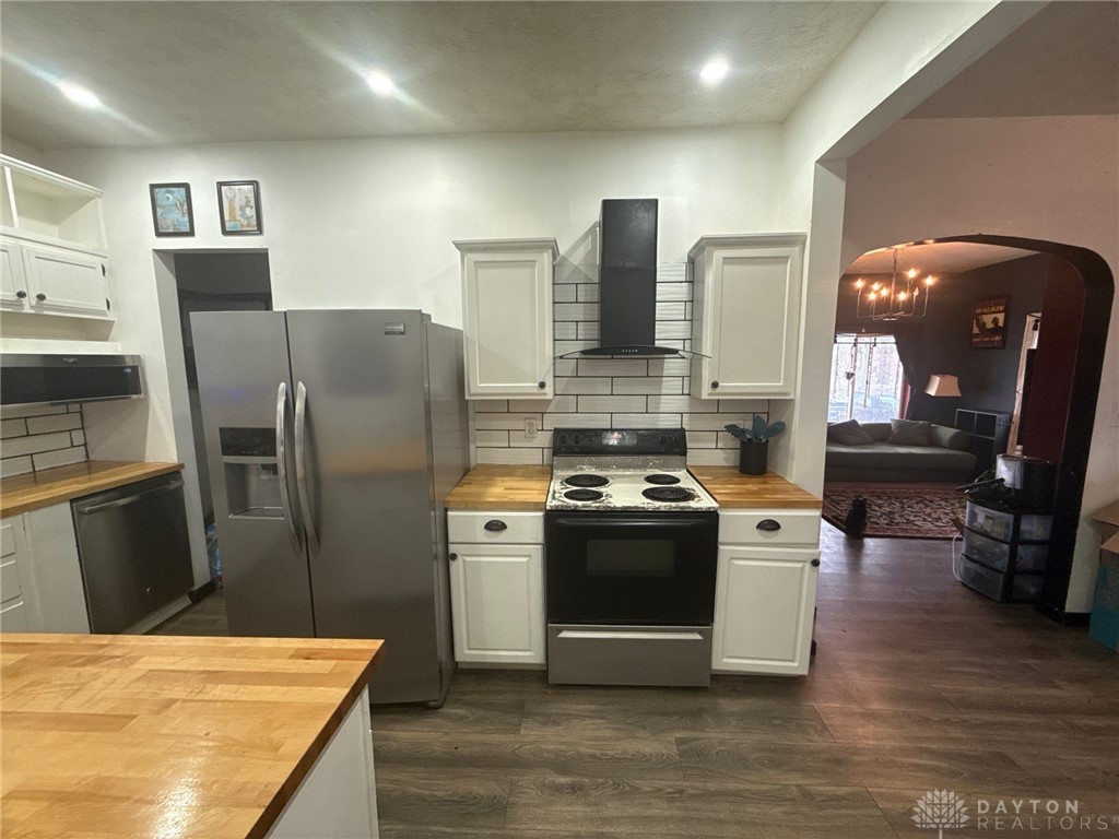 1125 West High Street Springfield, OH 45506 - Photo 14 of 39 This functional kitchen features ample countertop space and a thoughtful layout.