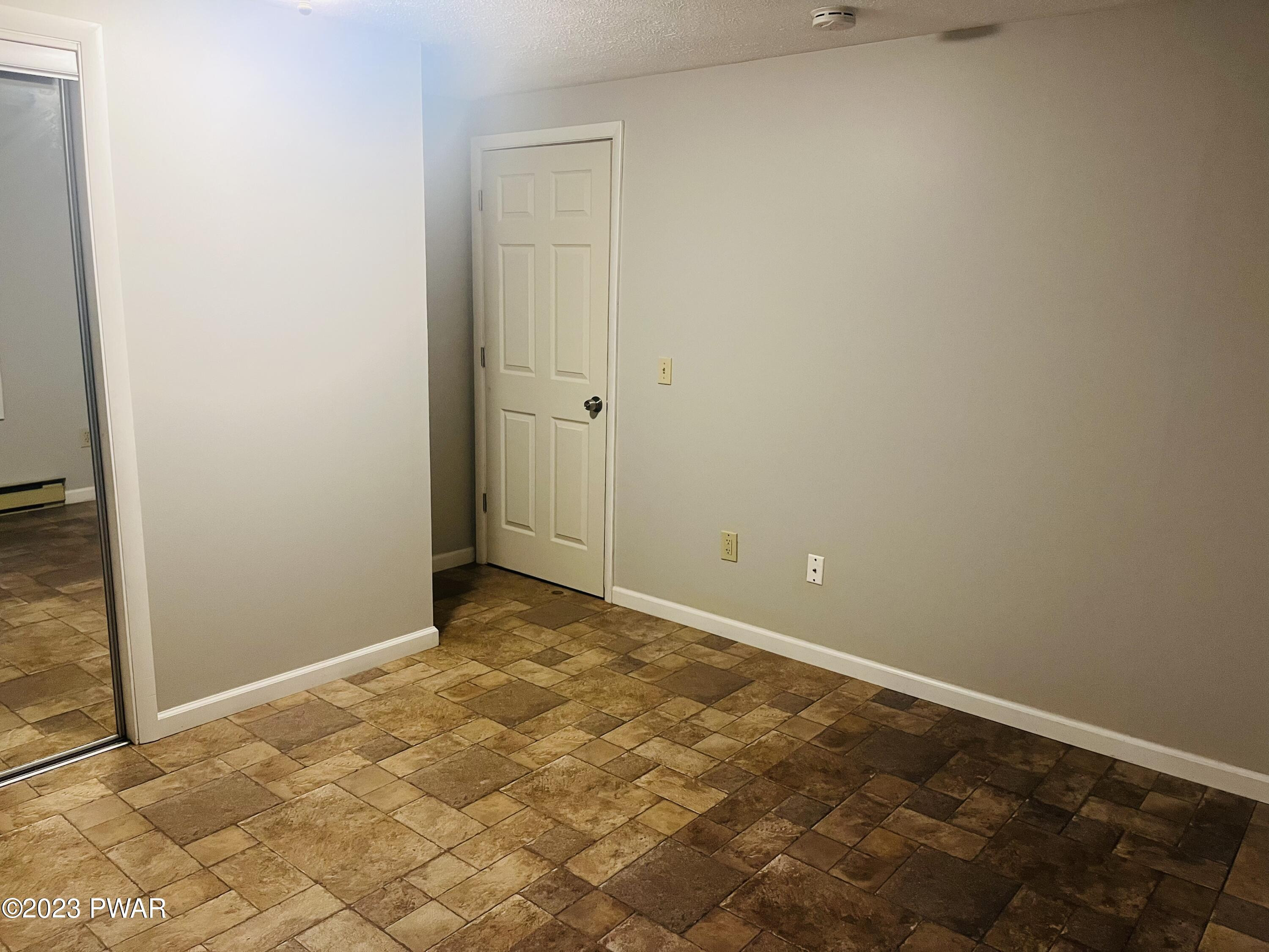 440 Prospect Street Hawley, PA 18428 - Photo 26 of 38