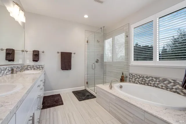 $1,525,000 | 1131 La Pintura Lane, Napa, CA 94558