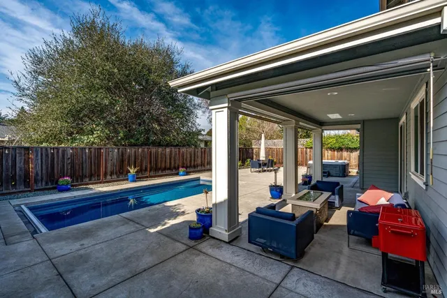 $1,525,000 | 1131 La Pintura Lane, Napa, CA 94558