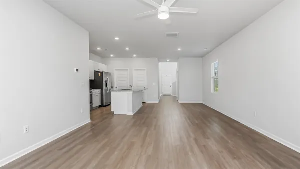 $3,550 | 8196 Forest Edge Drive, Myrtle Beach, SC 29579