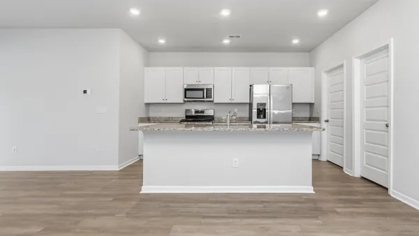 $3,550 | 8196 Forest Edge Drive, Myrtle Beach, SC 29579