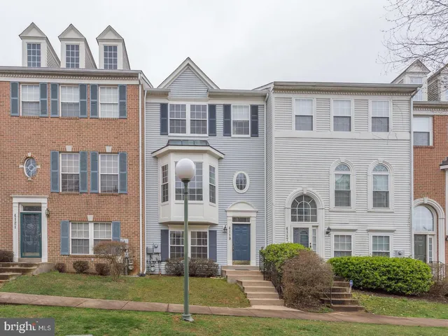 a view of an entryway