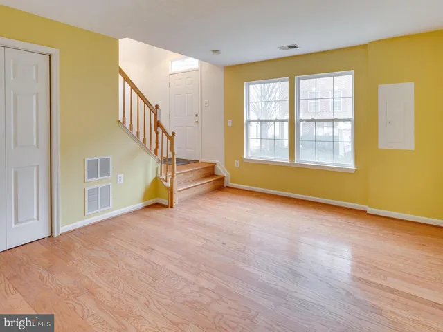 $3,300 | 4119 Fountainside Lane, Fairfax, VA 22030